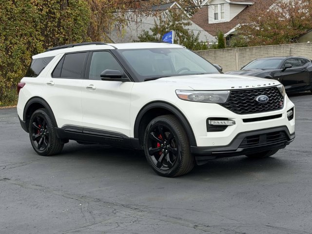 Certified 2024 Ford Explorer ST w/ Equipment Group 401A AWD/4WD image 7
