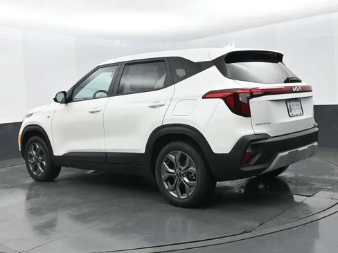 Used 2026 Kia Seltos LX AWD/4WD image 9