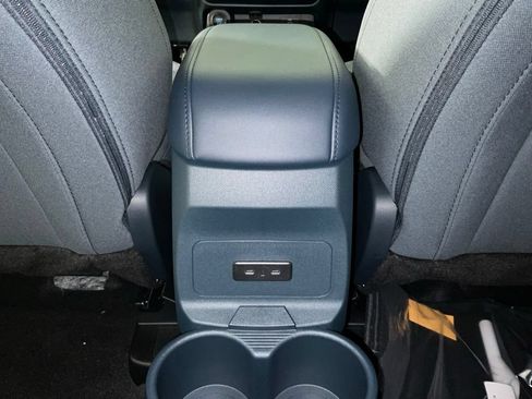 New 2026 Ford Maverick XLT FWD image 17