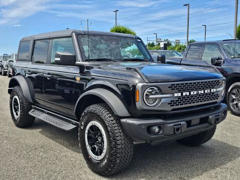 New 2025 Ford Bronco Badlands AWD/4WD image 8