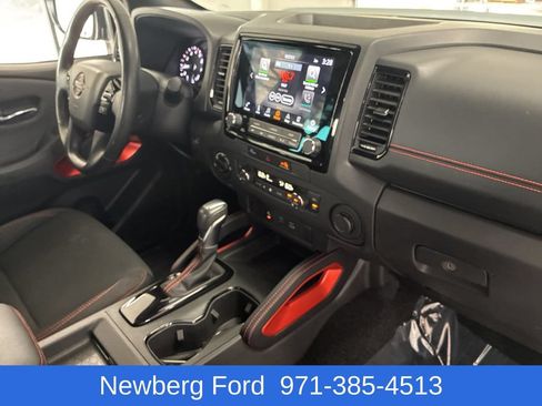 Used 2024 Nissan Frontier PRO-4X w/ Technology Package AWD/4WD image 27