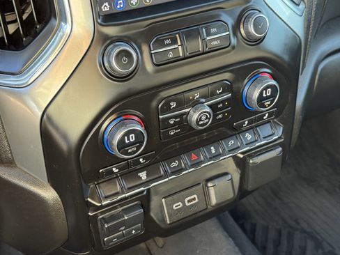 Used 2023 Chevrolet Silverado 2500 LT image 20