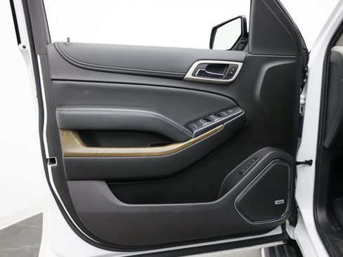 Used 2019 GMC Yukon Denali w/ Denali Ultimate Package RWD image 12