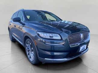 Used 2023 Lincoln Nautilus Reserve video 1