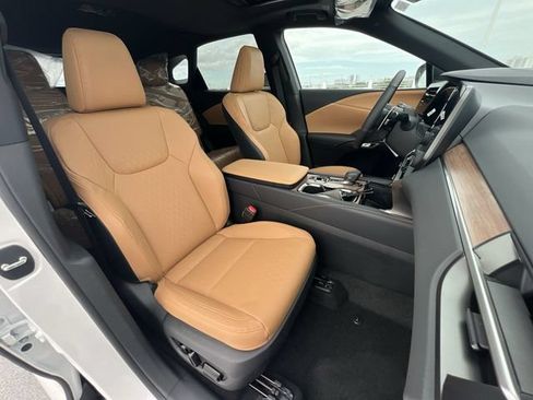 Used 2024 Lexus RX 350 w/ Convenience Package AWD/4WD image 25