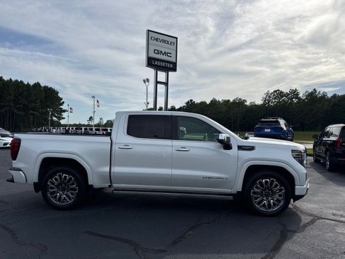 Used 2024 GMC Sierra 1500 Denali Ultimate AWD/4WD image 2