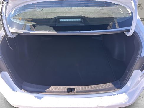 Used 2025 Toyota Corolla LE image 24