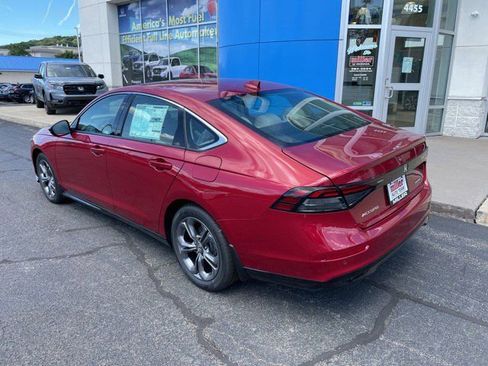 New 2025 Honda Accord EX-L image 3