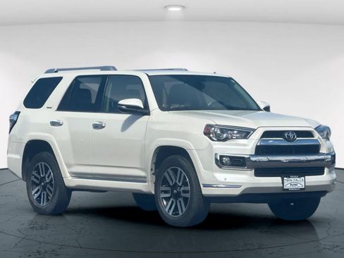 Used 2016 Toyota 4Runner Limited AWD/4WD image 5