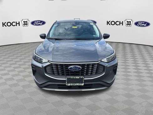 Used 2024 Ford Escape Active AWD/4WD image 2