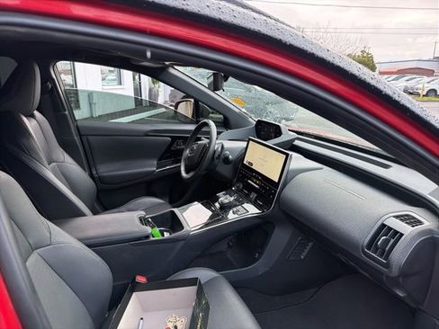 Used 2023 Subaru Solterra AWD image 13