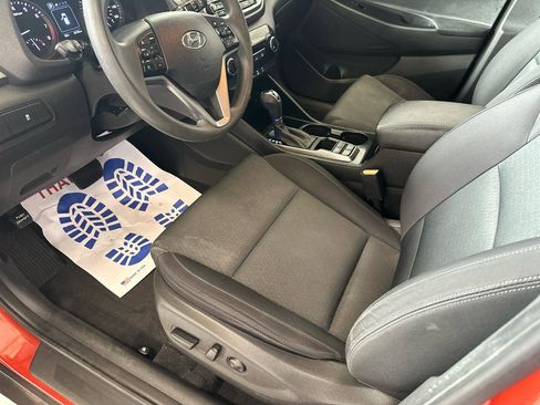 Used 2016 Hyundai Tucson SE w/ Option Group 02 FWD image 12
