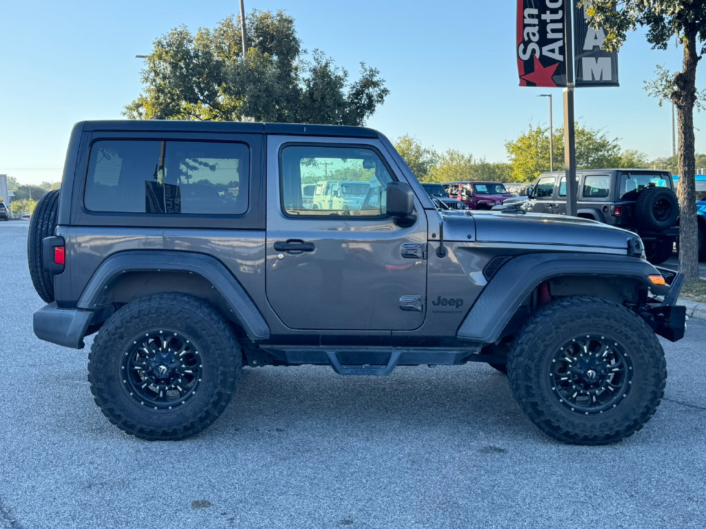 Used 2022 Jeep Wrangler Sport AWD/4WD image 13