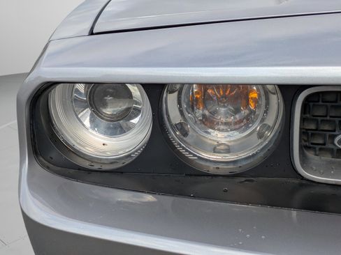 Used 2014 Dodge Challenger R/T image 28