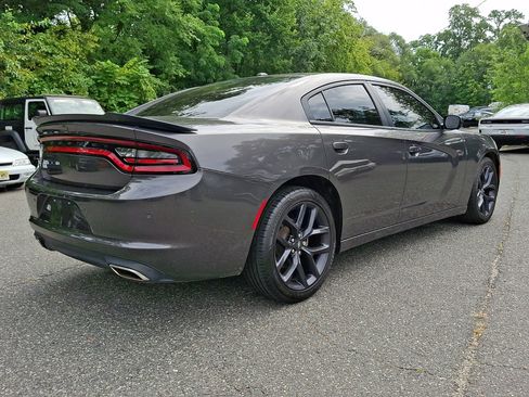Used 2022 Dodge Charger SXT w/ Blacktop Package RWD image 5