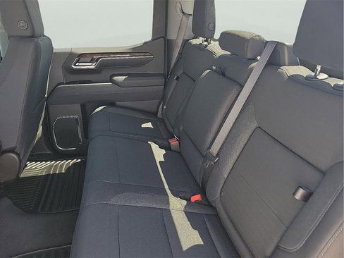 New 2026 GMC Sierra 1500 Elevation image 13