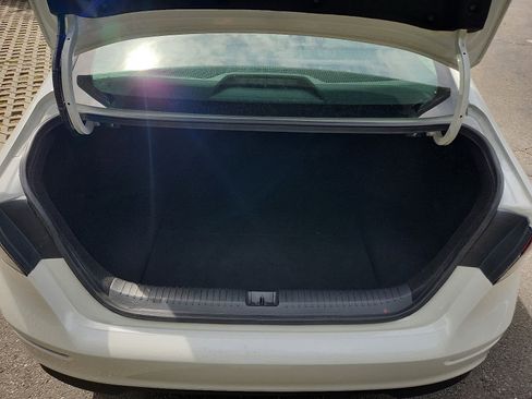 Used 2024 Honda Accord EX image 29