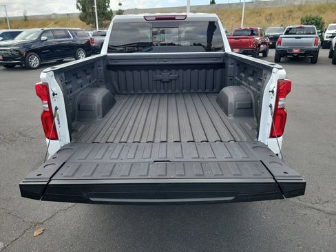 Used 2026 Chevrolet Silverado 1500 LT Trail Boss w/ LT Trail Boss Premium Package AWD/4WD image 23