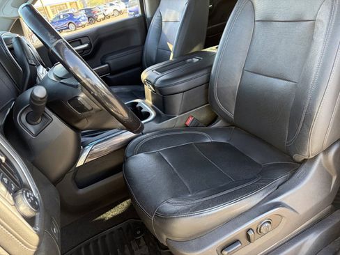 Certified 2020 Chevrolet Silverado 1500 LTZ w/ LTZ Plus Package AWD/4WD image 21