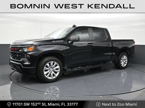 Used 2024 Chevrolet Silverado 1500 Custom RWD image 1