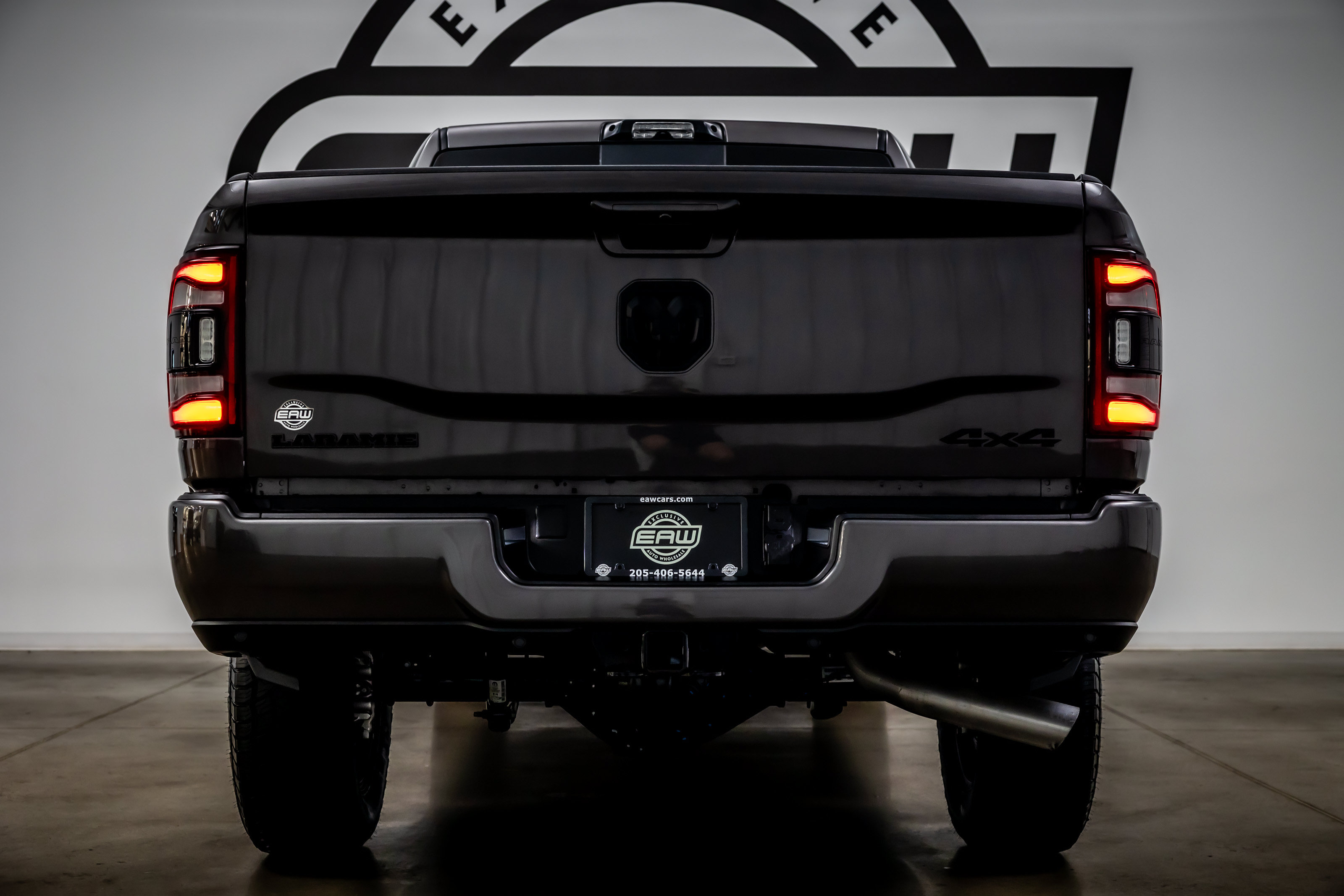 Used 2022 RAM 3500 Laramie AWD/4WD image 11