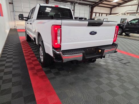 Used 2024 Ford F250 XLT w/ FX4 Off-Road Package AWD/4WD image 29