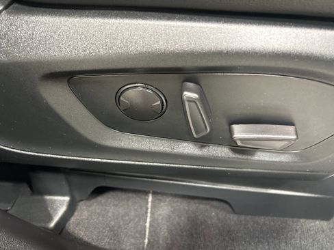 Used 2023 Ford Explorer ST-Line w/ Class IV Trailer Tow Package image 33