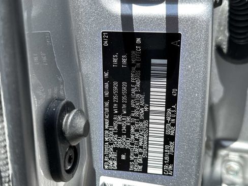 Used 2021 Toyota Highlander Limited FWD image 27