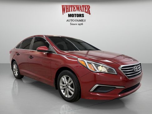 Used 2017 Hyundai Sonata SE image 5