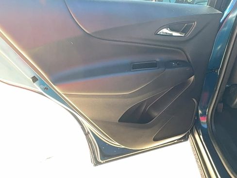 Used 2021 Chevrolet Equinox LT w/ LPO, Cargo Package image 12