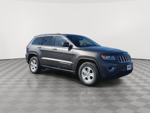 Used 2014 Jeep Grand Cherokee Laredo w/ Quick Order Package 23E image 3