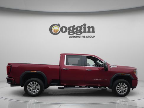 Used 2020 GMC Sierra 2500 Denali w/ Denali Ultimate Package image 7