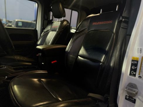 Used 2021 Jeep Gladiator Rubicon image 11