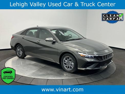 Certified 2025 Hyundai Elantra Hybrid FWD image 1