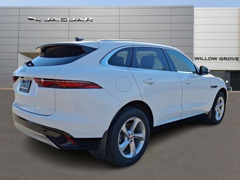 Used 2023 Jaguar F-PACE S AWD/4WD image 2