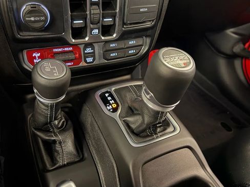 Used 2024 Jeep Wrangler Unlimited Rubicon 392 AWD/4WD image 29