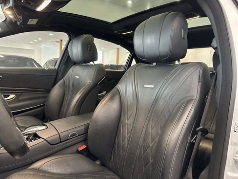 Used 2019 Mercedes-Benz S 63 AMG S 4MATIC Sedan image 14