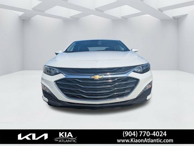 Used 2025 Chevrolet Malibu LT FWD image 8