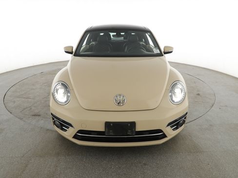 Used 2019 Volkswagen Beetle 2.0T image 12