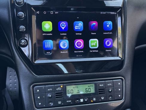 Used 2013 Maserati GranTurismo Sport image 14