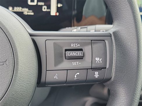 New 2025 Nissan Kicks SV w/ SV Premium Package image 18