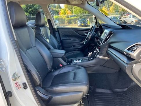 Used 2020 Subaru Forester Limited image 9