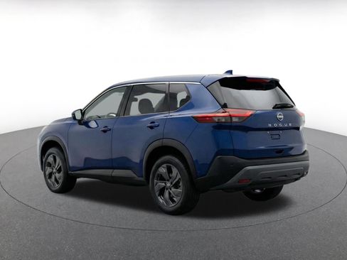 Used 2025 Nissan Rogue SV AWD/4WD image 7