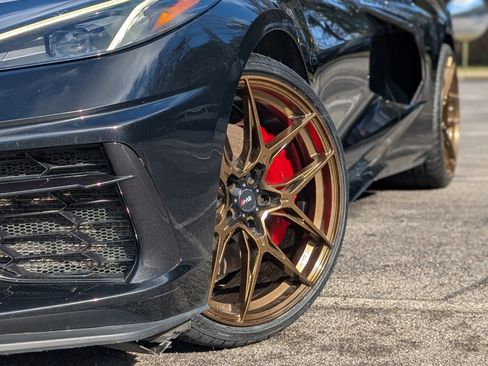 Used 2021 Chevrolet Corvette Stingray Preferred Cpe w/ Z51 Performance Package image 34