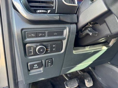 Used 2021 Ford F150 XLT w/ Equipment Group 302A High image 13