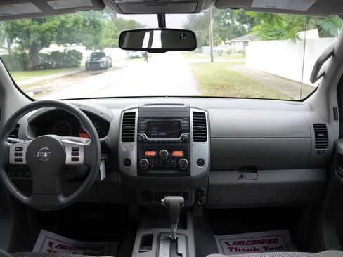 Used 2018 Nissan Frontier SV RWD image 8