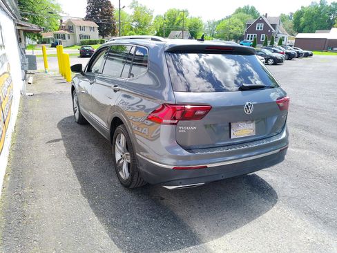 Used 2019 Volkswagen Tiguan SEL Premium AWD/4WD image 7