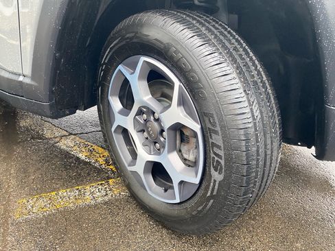 Used 2022 Jeep Compass Trailhawk w/ Trailhawk Convenience Group image 28