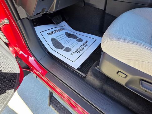 Used 2025 Toyota 4Runner SR5 image 23