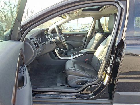 Used 2016 Volvo XC70 T5 Platinum w/ Climate Package image 15